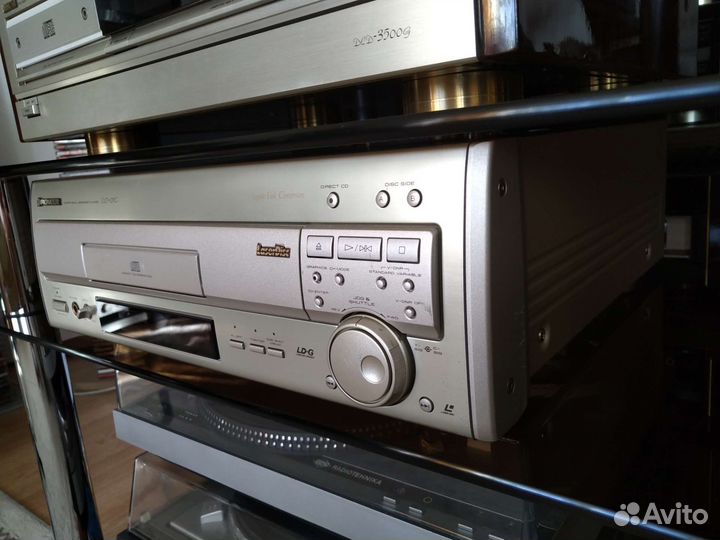 Cd проигрыватель pioneer CLD 07G