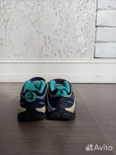 Кроссовки детские