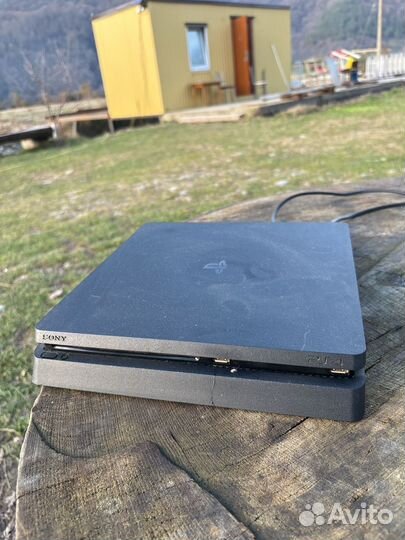 Sony playstation 4