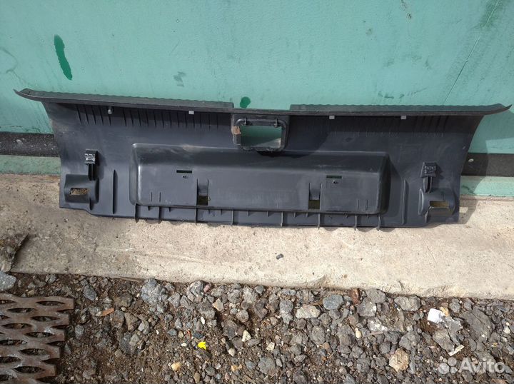 Обшивка багажника Volkswagen Jetta VI 2011-2018