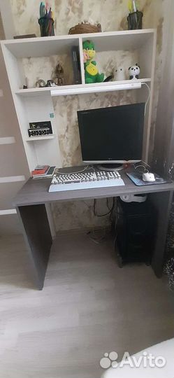 Компьютерный стол