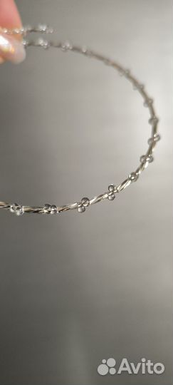 Чокер колье серебряного цвета из витого стекляруса