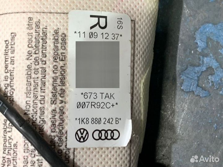 Подушка в сиденье правая Volkswagen Passat Cc