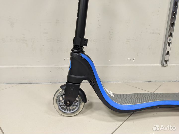 Детский самокат Globber синий 125 колесо