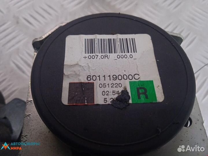 Ремень безопасности Land Rover Discovery 3 2006