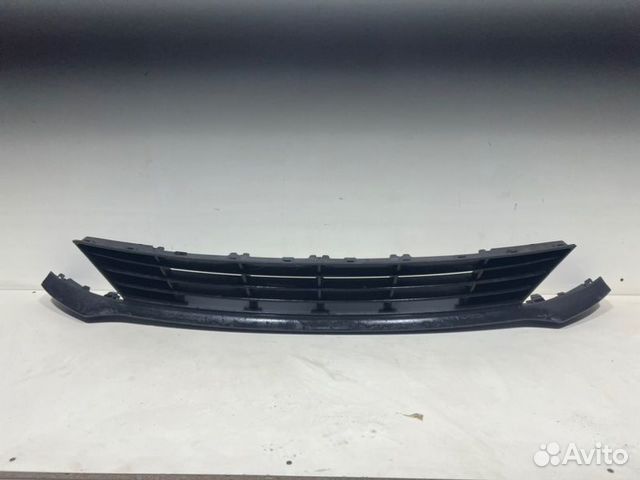 Решетка радиатора(бампера) передняя Kia Rio 4