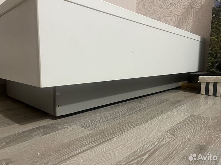 Тумба под тв