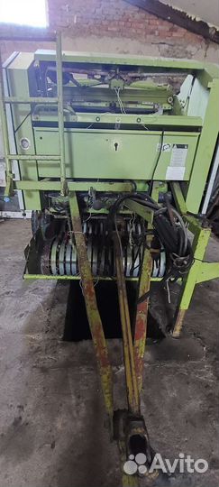 Пресс-подборщик Claas Rollant 46, 2001