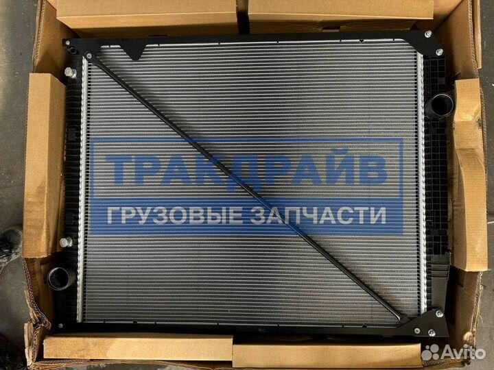 Радиатор системы охлаждения Мерседес Актрос Мп 2