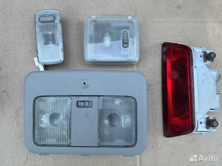 Плафон потолочный б/у Ниссан Т31 Nissan T31