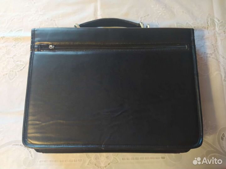 Сумки кейсы для ноутбука