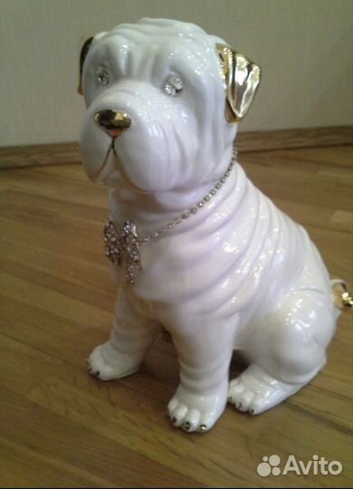 Статуэтка собака