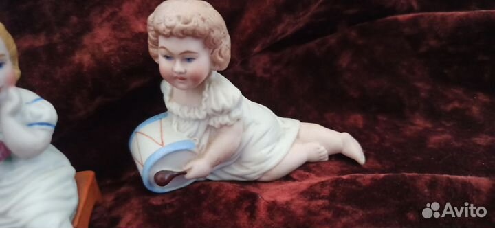 Фарфоровые статуэтки антикварные