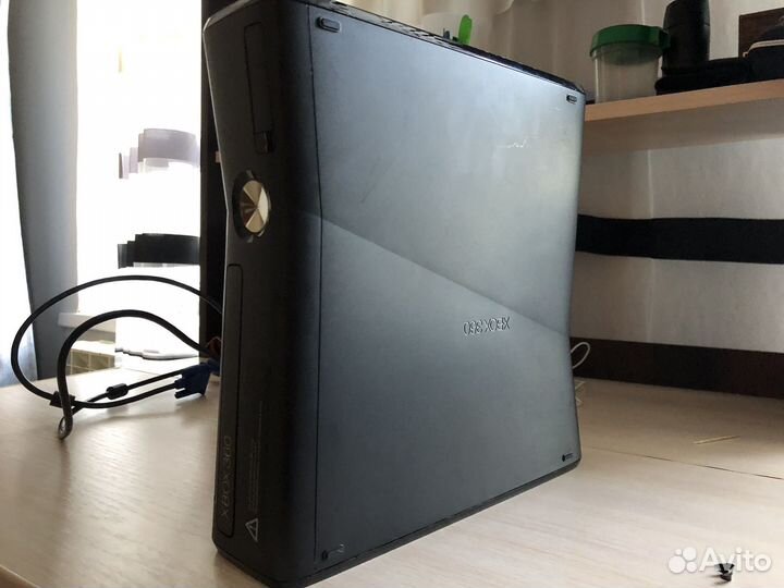 Xbox 360 slim freeboot 250 гб 30+ игр