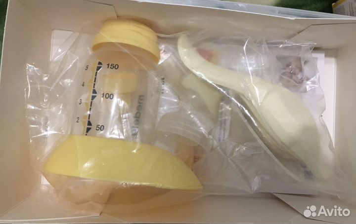 Молокоотсос ручной Medela новый
