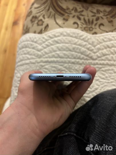 Телефон iPhone хr