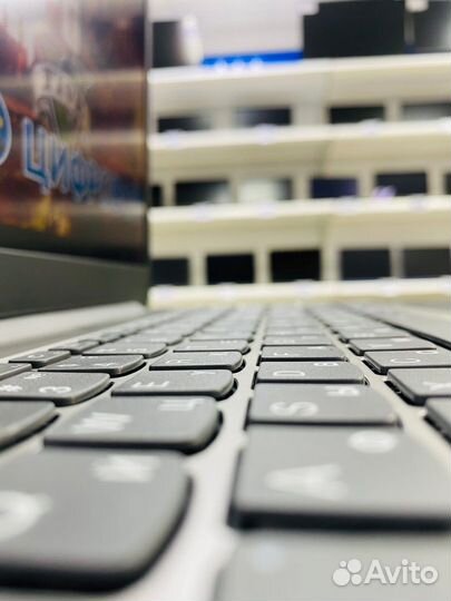 Ноутбук Intel N5030/SSD 256gb/8gb/15.6