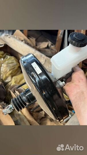 Вакуумный усилитель и главный тормозной усилитель