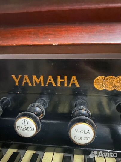 Фисгармония Yamaha