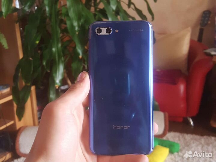 Телефон honor 10