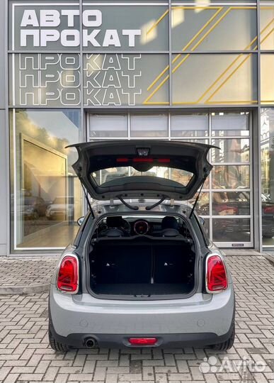 Прокат автомобиля Mini Cooper