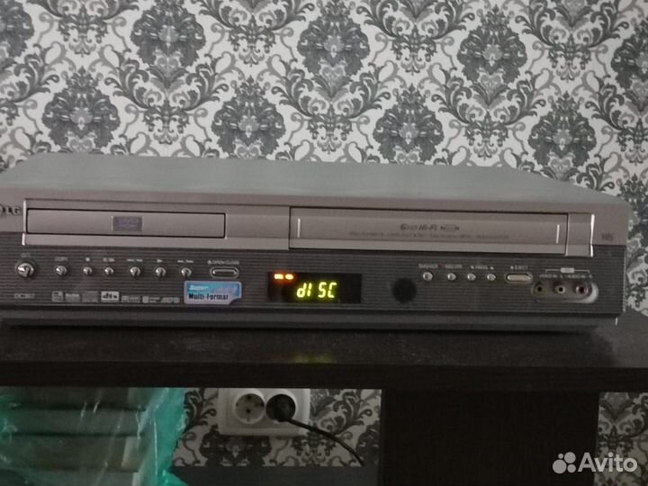 Проигрыватель dvd and vhs