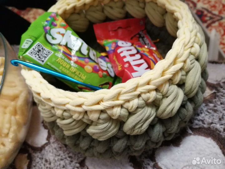 Корзинка из трикотажной пряжи