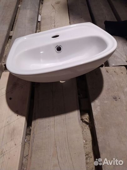 Раковина в ванную накладная бу