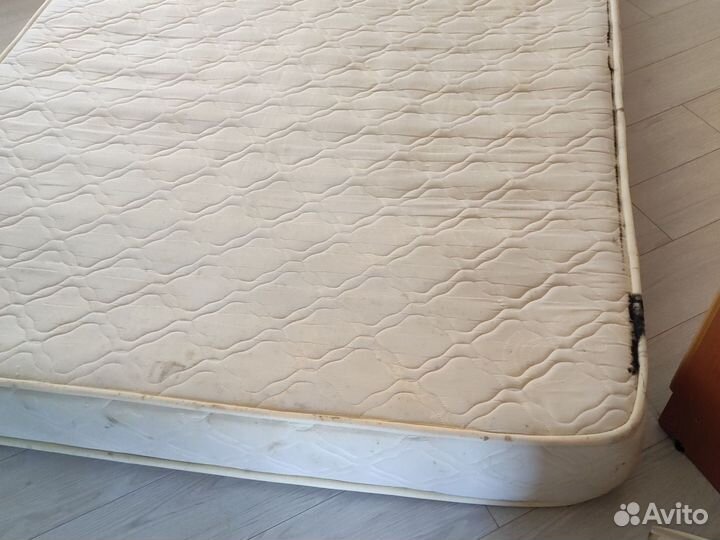 Матрас 140х200 бу