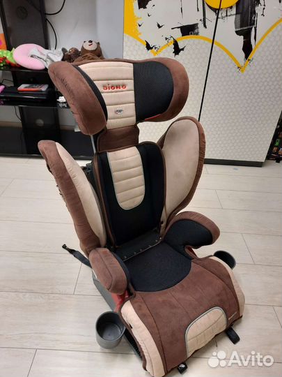 Автокресло группа 2/3 (15-36 кг) Diono Monterey 2