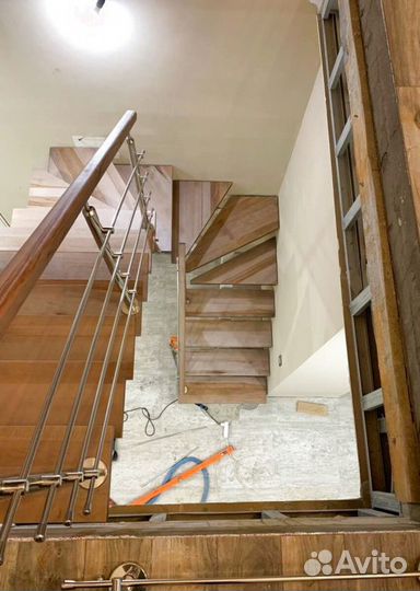 Лестница для коттеджа на заказ