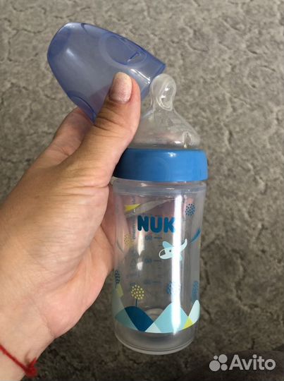 Бутылочка для кормления