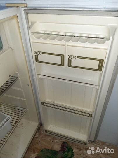 Холодильник Саратов бу в рабочем состоянии