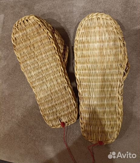 Сувенирные плетеные тапочки,Флажок СССР 7 ноября