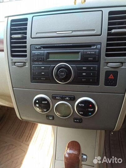 Автомагнитола на nissan tiida