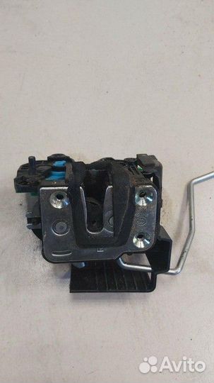 Замок задней правой двери Hyundai Solaris