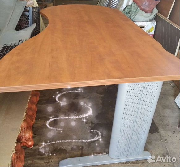 Компьютерный стол