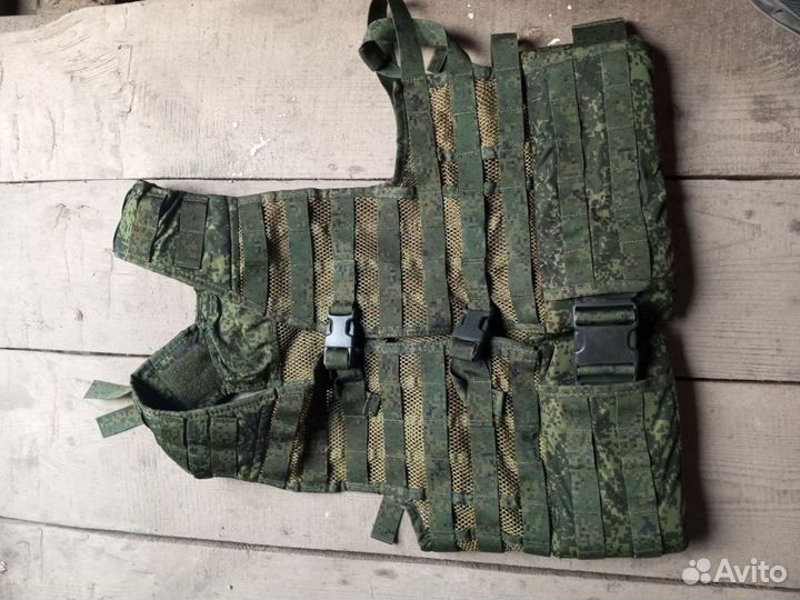 Разгрузочный жилет