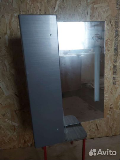 Зеркала и подстолье