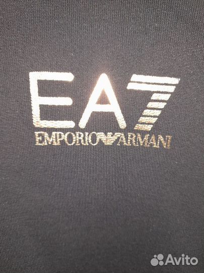 Спортивный костюм еа7