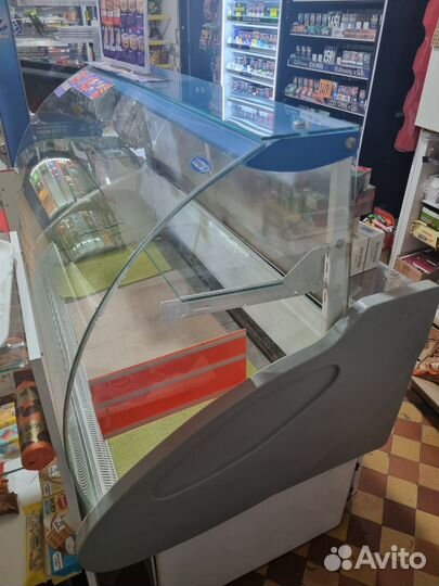 Холодильная витрина бу