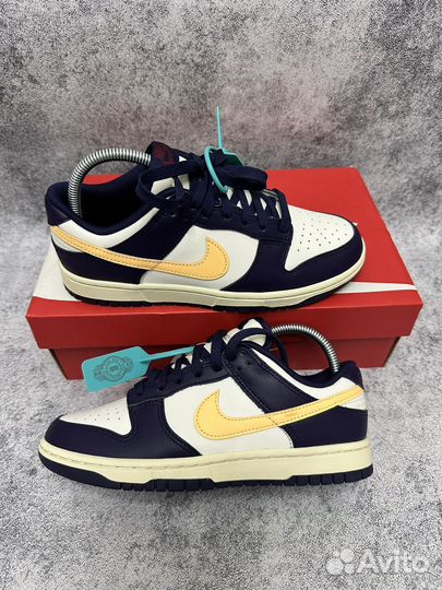 Кроссовки nike dunk