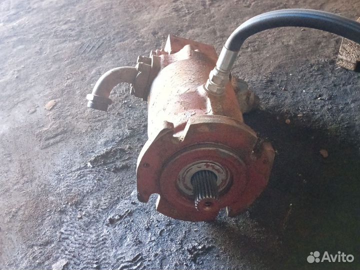 Гидромотор с насосом для бетоносмесителя