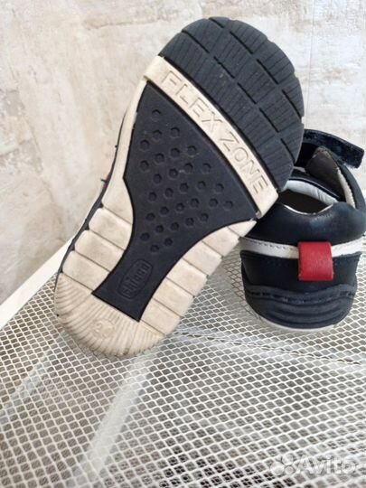 Chicco кроссовки 20р