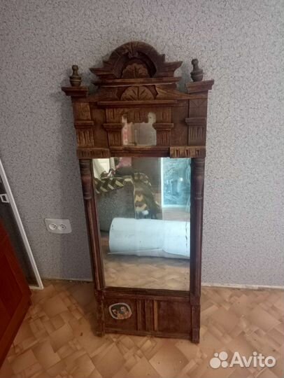Зеркало старинное
