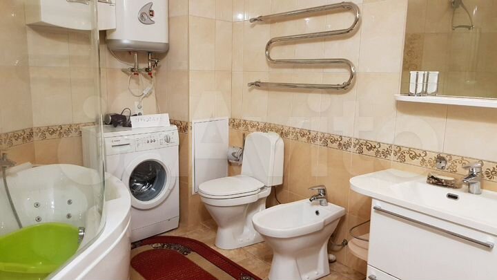 3-к. квартира, 90 м², 3/17 эт.
