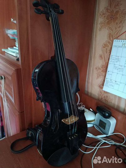 Скрипка черная 1/2
