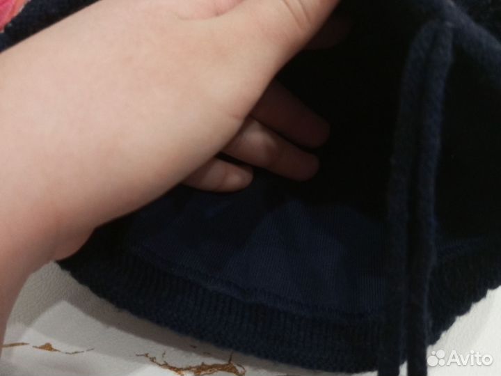 Шапка весенняя для девочки