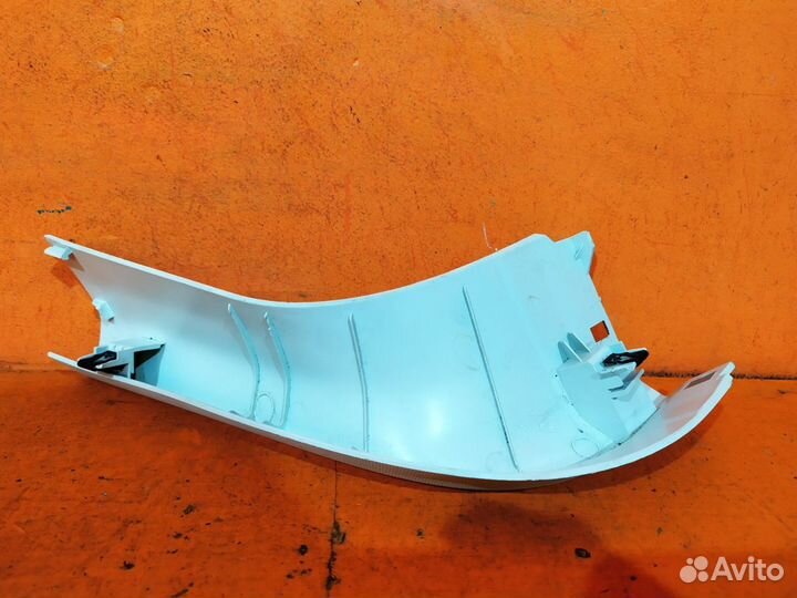 Обшивка двери багажника правая Ford Kuga 2 CBS