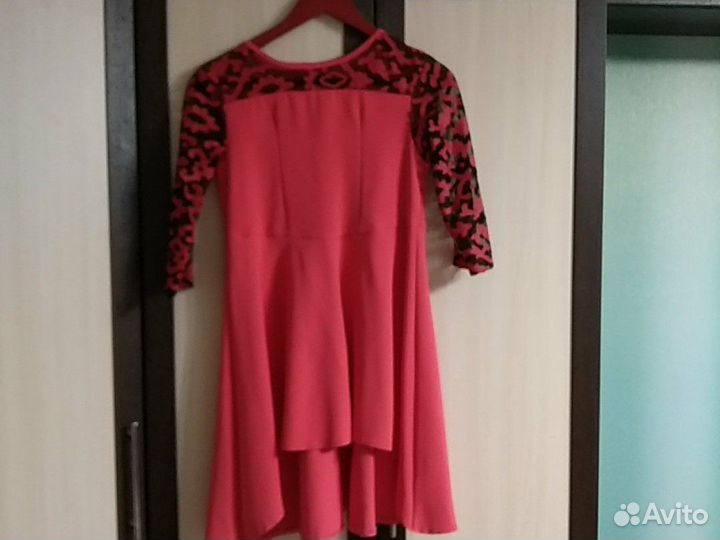 Платья праздничные